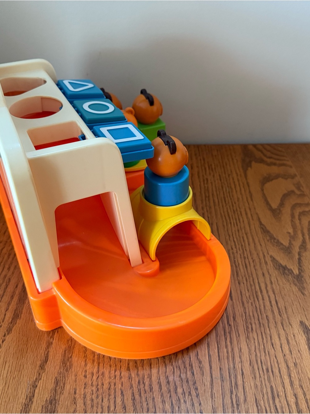 Vintage Fisher-Price bear Shape Sorter Play Set Toy Colourful 1984 Stack - Picture 2 of 5